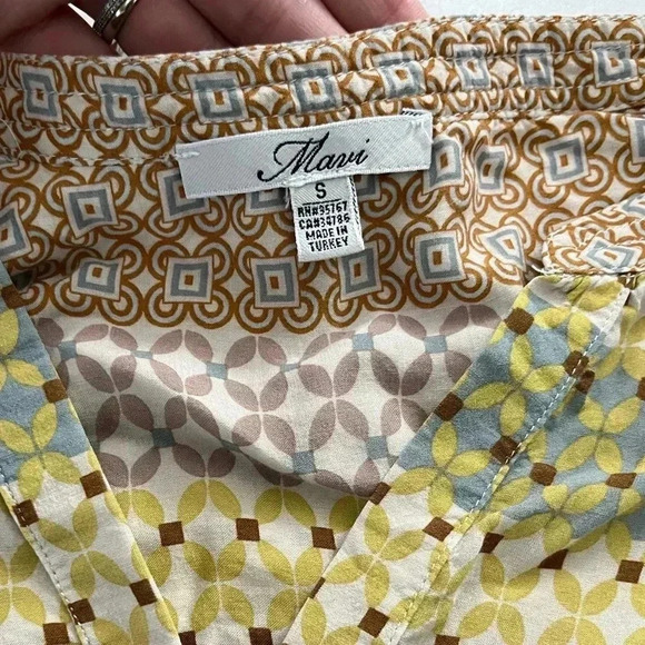 Mavi/ Button up blouse/ Grey elasticized waistband/ Size US S - Picture 11 of 15